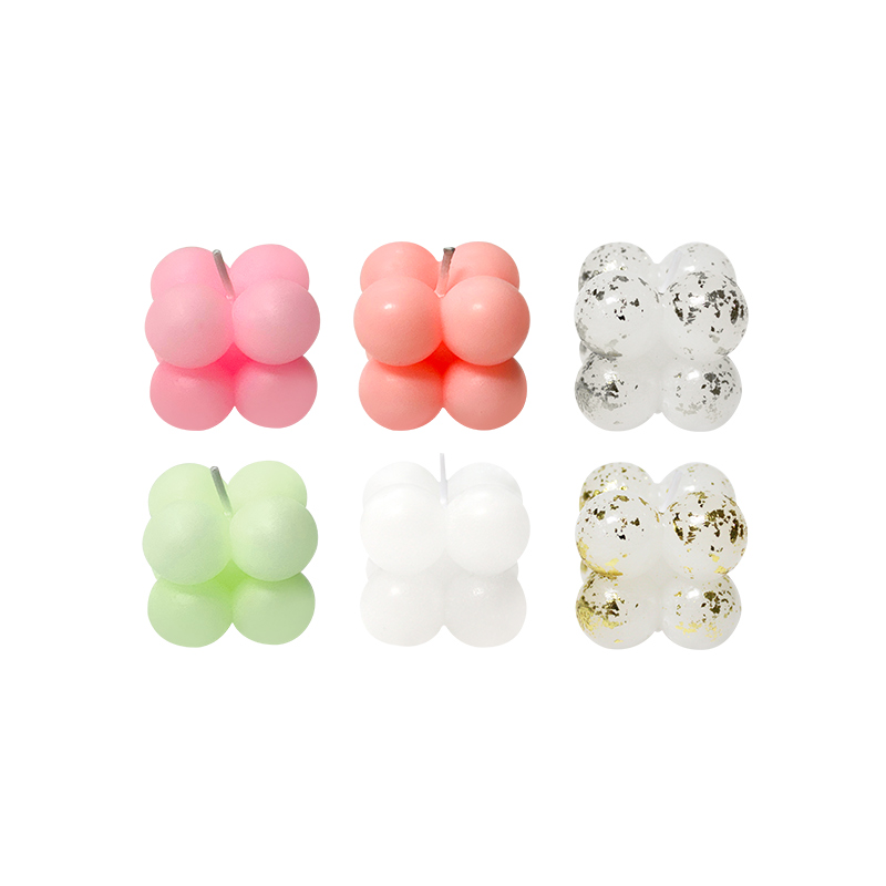 Petites bougies cube magique